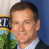 Jennings leaving, but says White House commitment stays